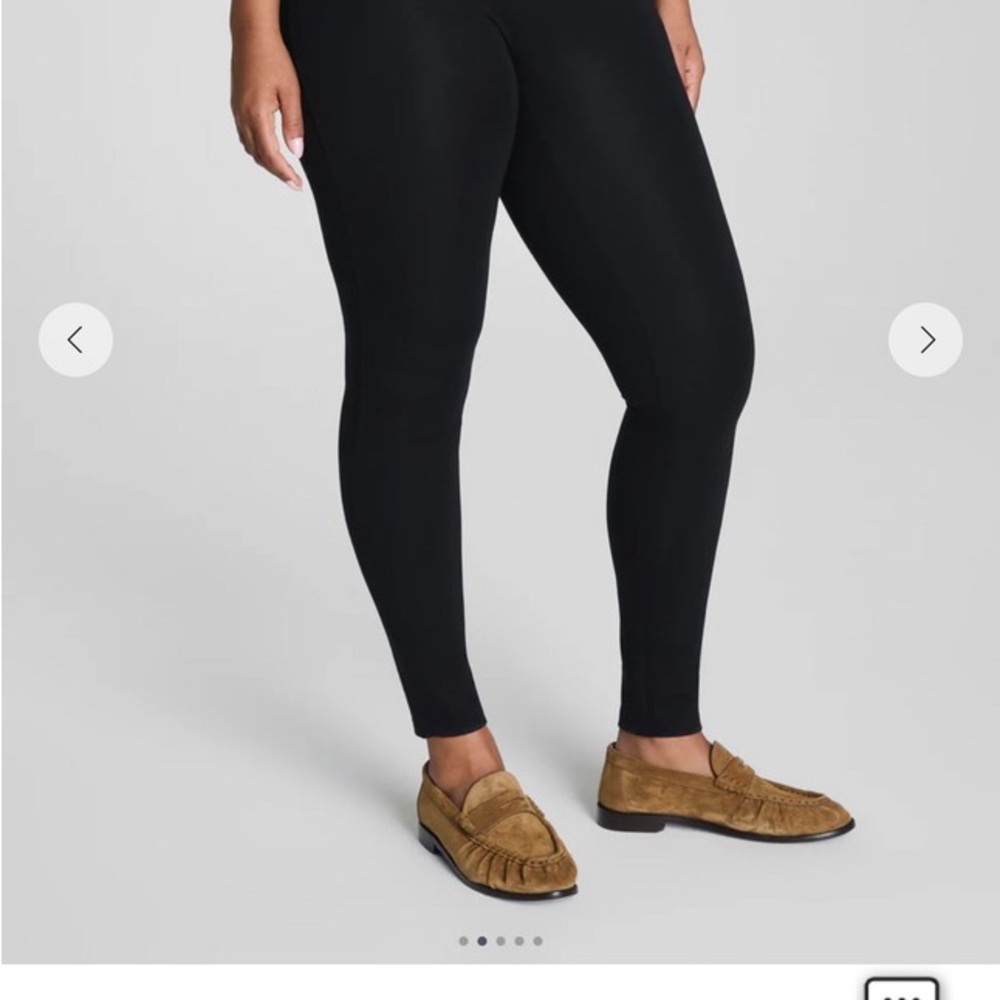 Classic Black Women's everyday legging